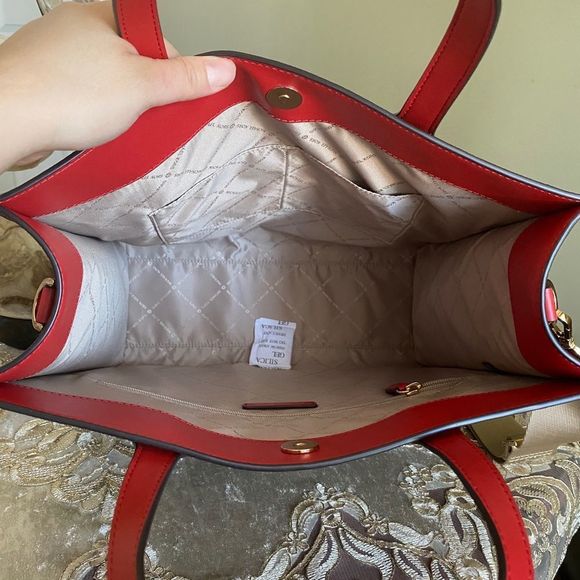 Michael Kors LG tote - Picture 5 of 9